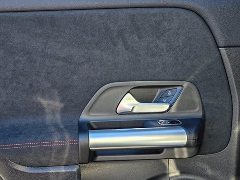 New 2025 Mercedes-Benz GLA 250 4MATIC image 29