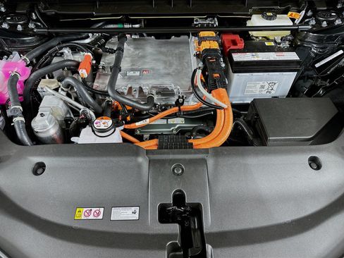 Used 2026 Lexus RZ 450e AWD w/ Cold Area Package image 34