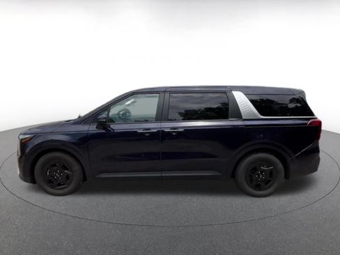 Used 2026 Kia Carnival FWD image 7