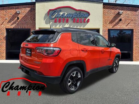Used 2017 Jeep Compass Trailhawk w/ Leather Interior Group AWD/4WD image 4