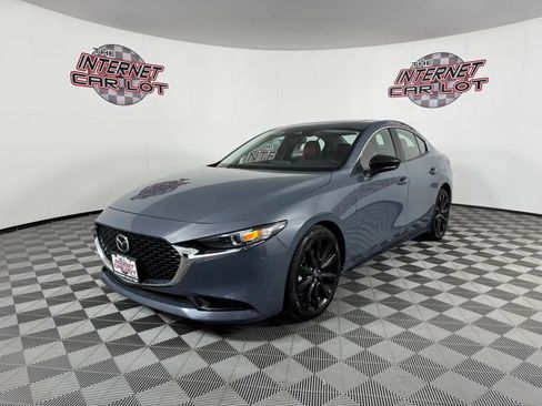 Used 2023 MAZDA MAZDA3 s AWD/4WD image 3
