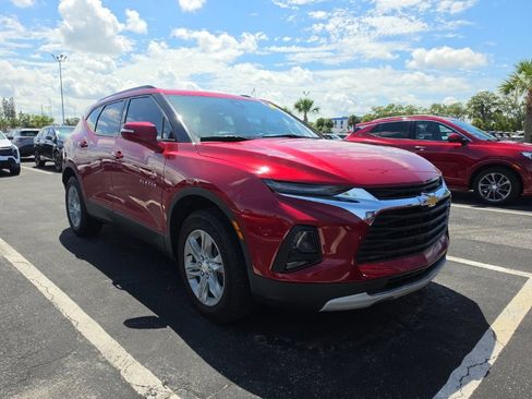 Used 2021 Chevrolet Blazer LT FWD image 1