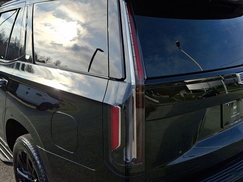 Certified 2024 Cadillac Escalade Sport w/ LPO, ONYX Package image 12