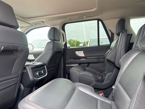 Used 2025 Ford Expedition Max Active AWD/4WD image 18