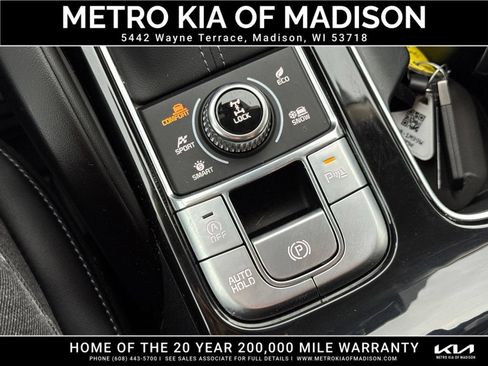 Used 2025 Kia Telluride S AWD/4WD image 26