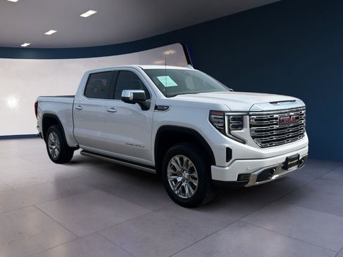 Used 2023 GMC Sierra 1500 Denali w/ Technology Package image 7