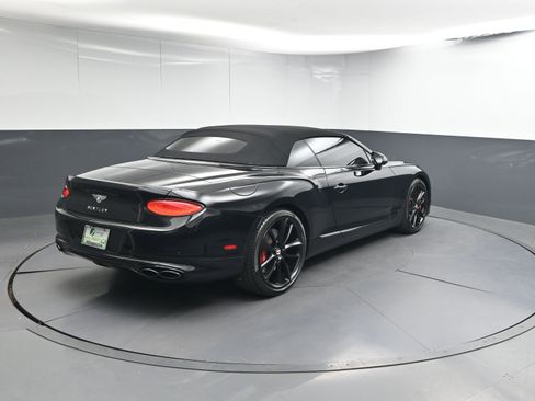 Used 2020 Bentley Continental GT image 26