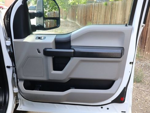 Used 2019 Ford F250 XL w/ XL Value Package AWD/4WD image 25