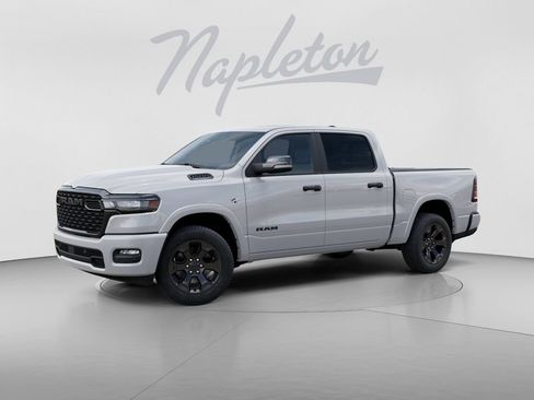 New 2026 RAM 1500 4x4 Crew Cab image 2