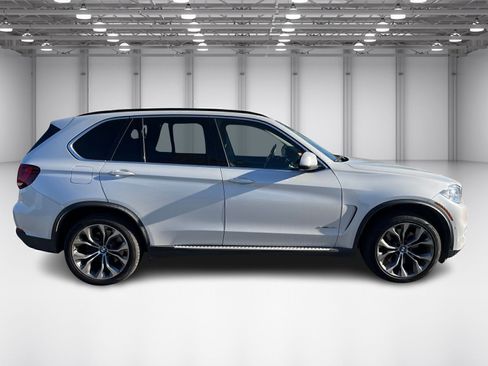 Used 2015 BMW X5 xDrive50i image 4