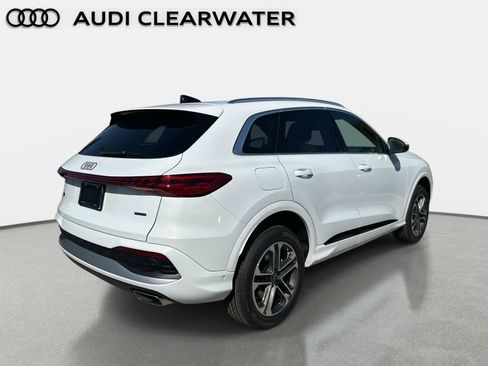 New 2025 Audi Q5 Premium image 4