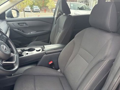 Used 2024 Nissan Rogue S AWD/4WD image 10