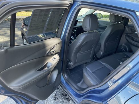 Used 2024 Buick Encore GX Preferred w/ Advanced Technology Package image 11