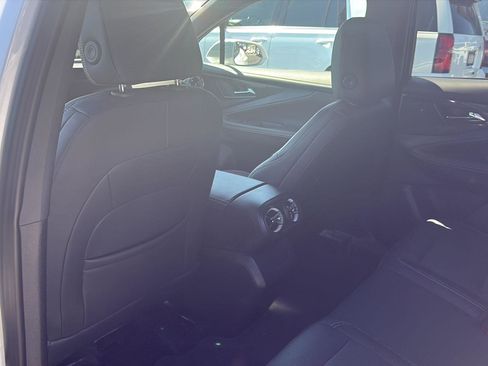 Used 2024 Chevrolet Blazer EV LT image 21