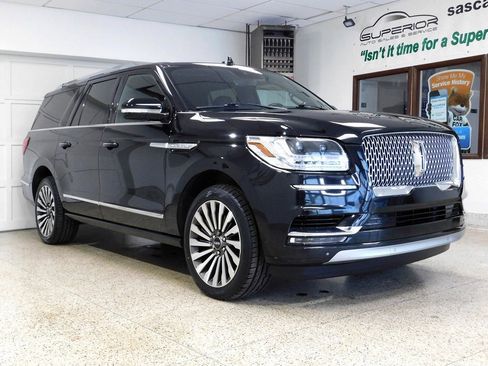 Used 2021 Lincoln Navigator L Reserve image 5