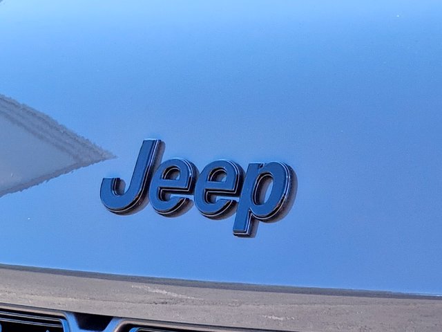 New 2027 Jeep Grand Cherokee Limited AWD/4WD image 35