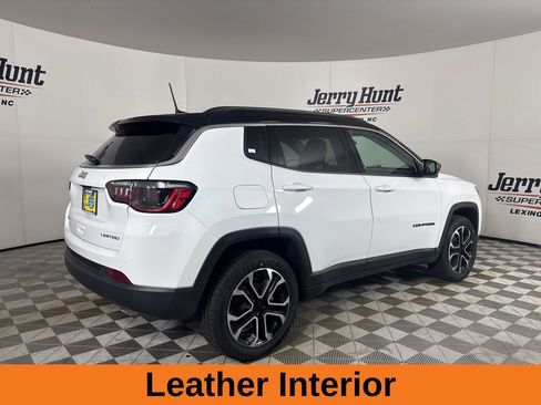 Used 2022 Jeep Compass Limited AWD/4WD image 5