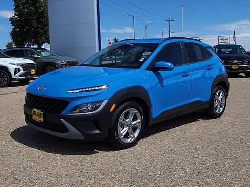Used 2022 Hyundai Kona SEL w/ Convenience Package image 4
