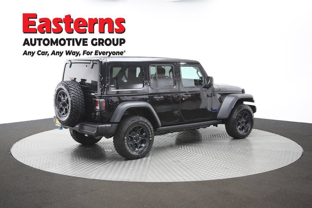 Used 2023 Jeep Wrangler Unlimited w/ Sun & Screen Package AWD/4WD image 42