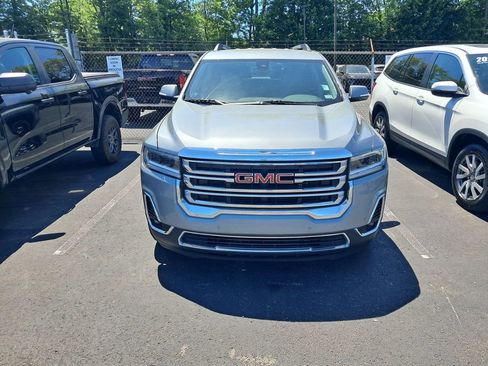 Used 2023 GMC Acadia SLT w/ Preferred Package FWD image 5