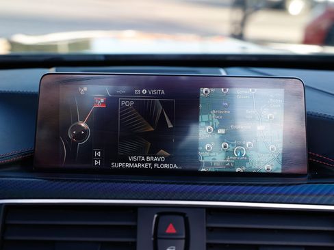 Used 2016 BMW M4 Convertible image 36