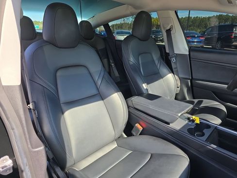 Used 2021 Tesla Model 3 Standard Range Plus image 13