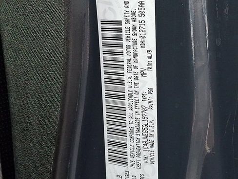 Certified 2016 Jeep Wrangler Unlimited Sahara w/ Dual Top Group image 29