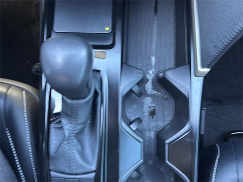 Used 2025 Toyota Camry SE image 29