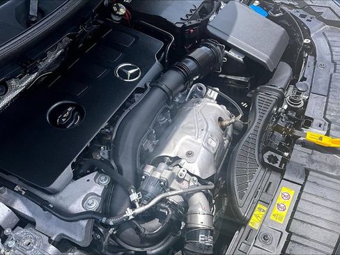 Used 2023 Mercedes-Benz GLA 250 4MATIC image 44