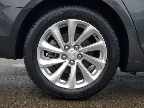 Used 2016 Buick LaCrosse Leather image 5