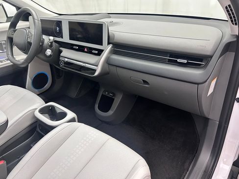 Used 2024 Hyundai Ioniq 5 Limited AWD/4WD image 18