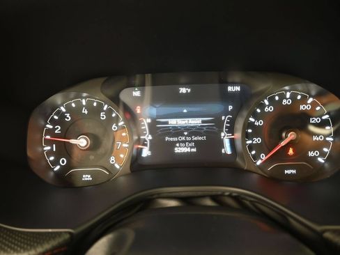 Used 2024 Jeep Compass Trailhawk AWD/4WD image 32