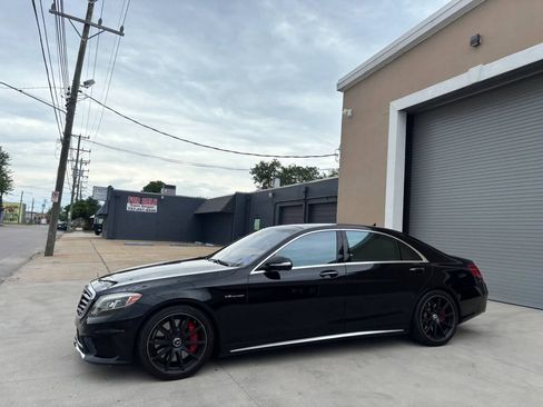 Used 2017 Mercedes-Benz S 63 AMG 4MATIC Sedan image 3