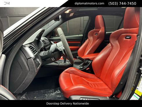 Used 2018 BMW M3 Sedan image 18