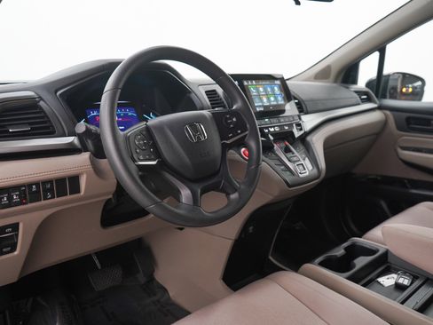 Used 2018 Honda Odyssey EX image 23