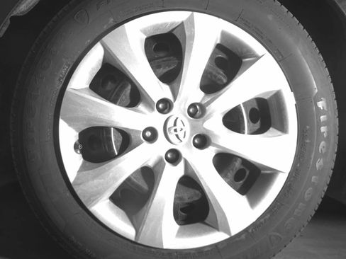 Used 2025 Toyota Corolla LE FWD image 9