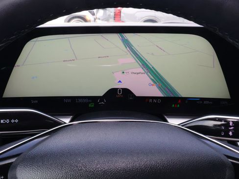 Certified 2024 Cadillac Lyriq Luxury image 33