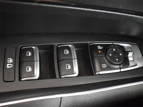 Certified 2025 Kia Sorento EX image 23