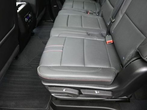 Used 2024 Chevrolet Suburban RST w/ Sport Performance Package AWD/4WD image 23