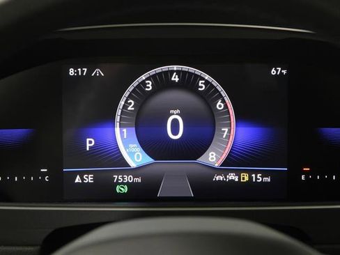 Certified 2024 Volkswagen Tiguan SE R-Line image 8