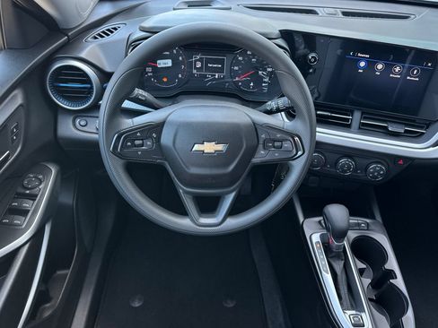 New 2026 Chevrolet Trax LS w/ LS Convenience Package FWD image 14