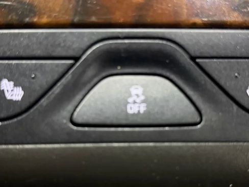 Used 2014 Chevrolet Impala LTZ image 28