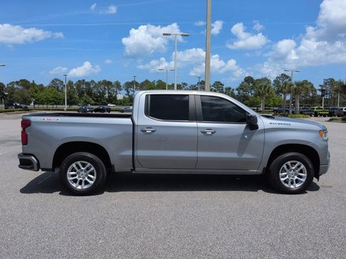 Used 2024 Chevrolet Silverado 1500 RST w/ Convenience Package II AWD/4WD image 4