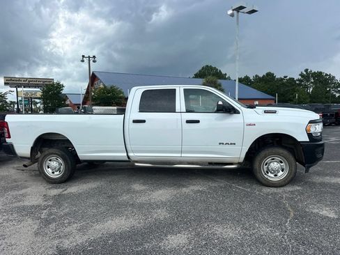 Used 2022 RAM 2500 Tradesman AWD/4WD image 2