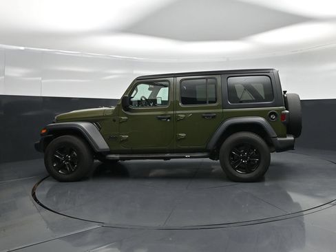 Used 2021 Jeep Wrangler Unlimited Sport AWD/4WD image 27