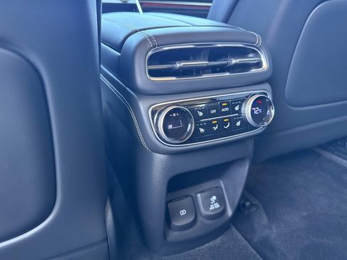 Used 2024 Genesis GV80 3.5T w/ Prestige Package image 17