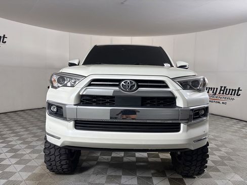 Used 2021 Toyota 4Runner Limited AWD/4WD image 4