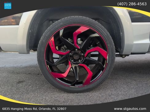 Used 2015 RAM 1500 Laramie RWD image 28