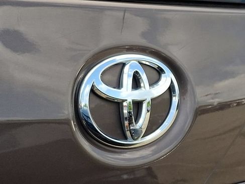 Used 2020 Toyota Sienna XLE FWD image 8