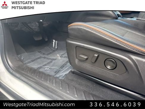 Used 2023 GMC Canyon AT4 w/ LPO, Skid Plate Package AWD/4WD image 14